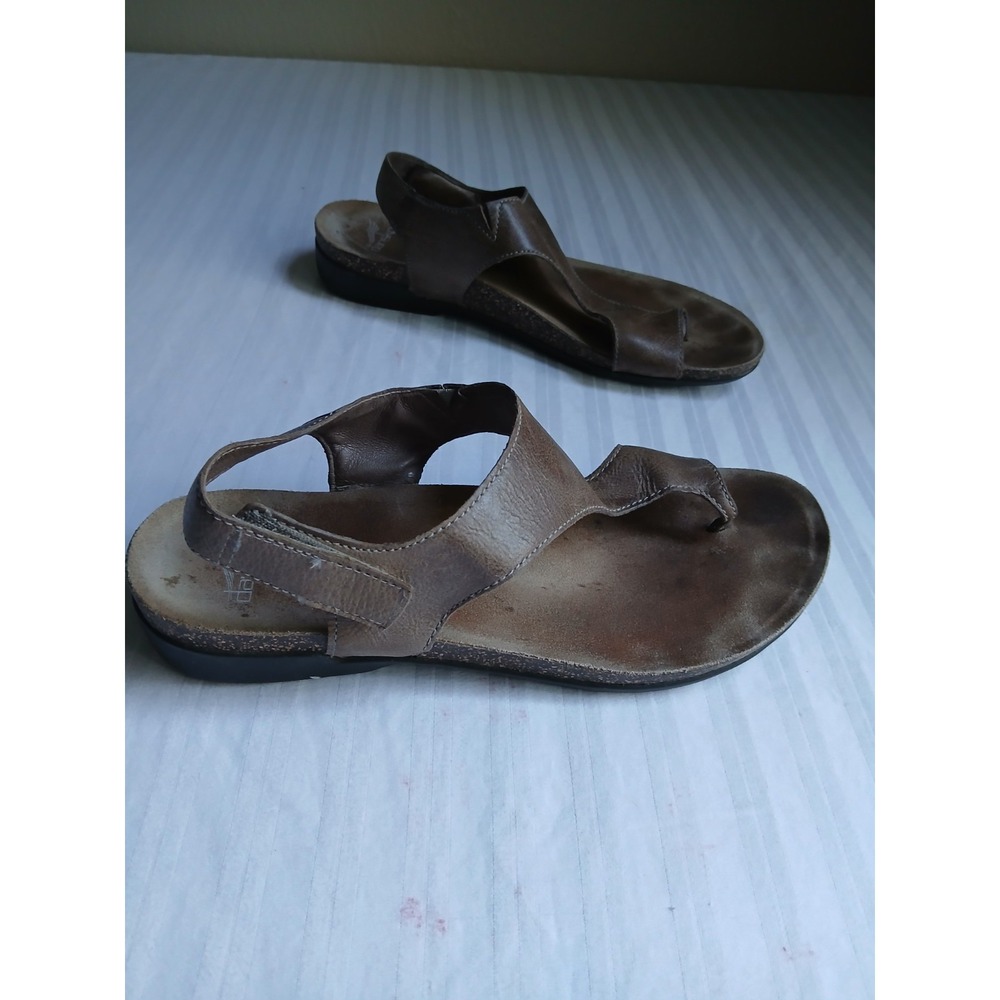 Dansko Sandals 41 Reece Loop Toe Cushioned Comfort Casual  Leather Cork Beach